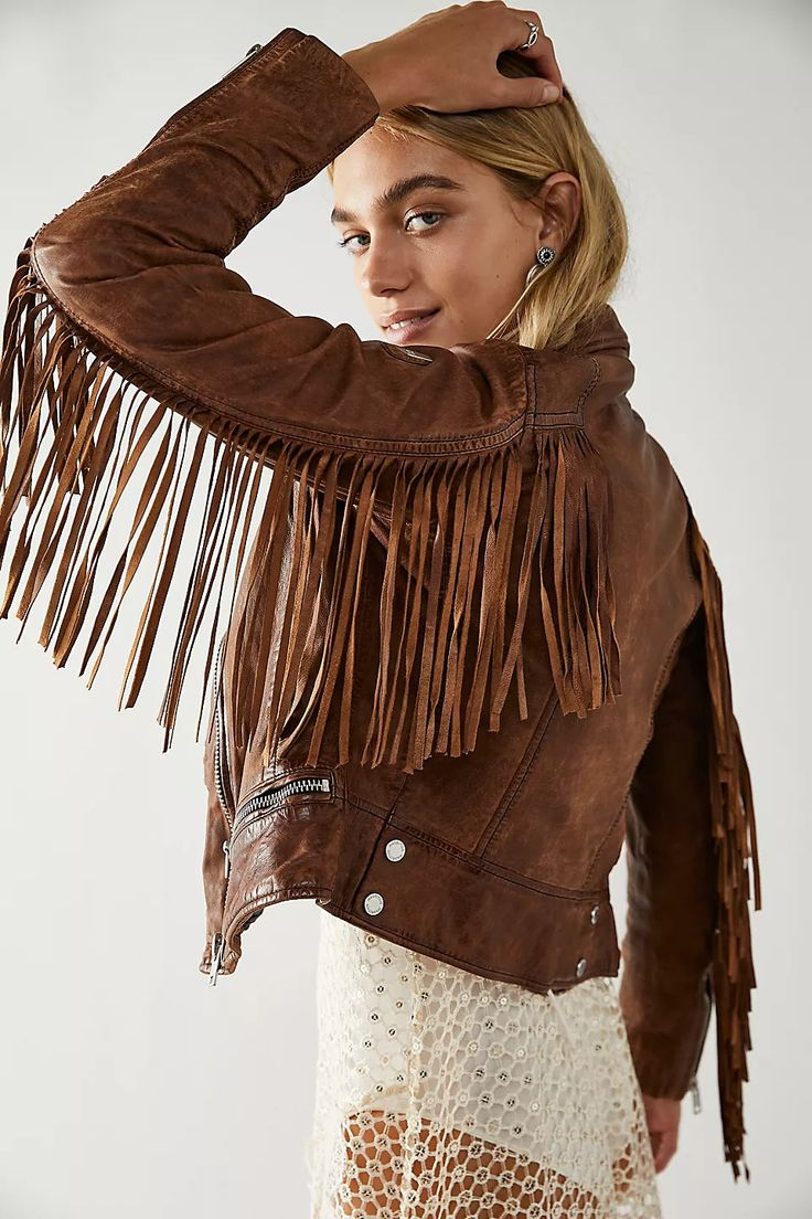 How To Wear A Brown Leather Jacket Cowgirl